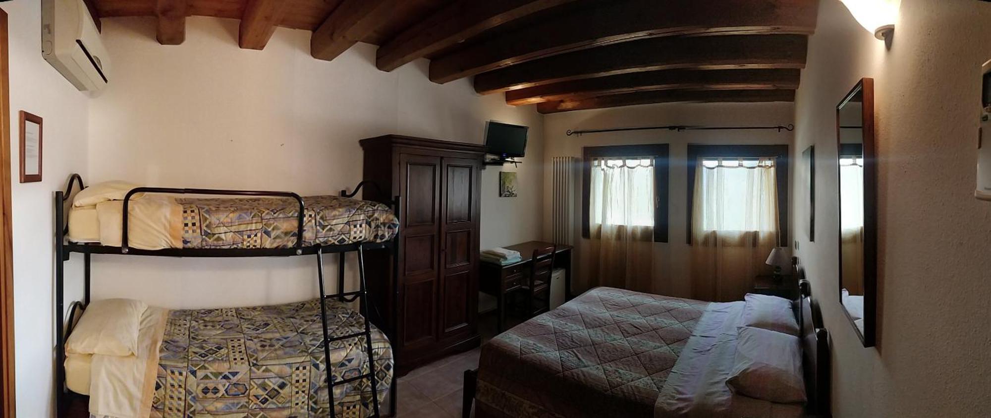Agriturismo L'Albara - Wines, Pool & Spa Villaganzerla Номер фото
